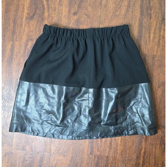 vince Two-Tone Black 100% Lamb Leather Mini Skirt Small NWOT - Picture 5 of 7